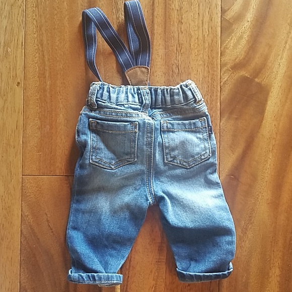 OshKosh jeans with suspenders - Picture 2 of 3